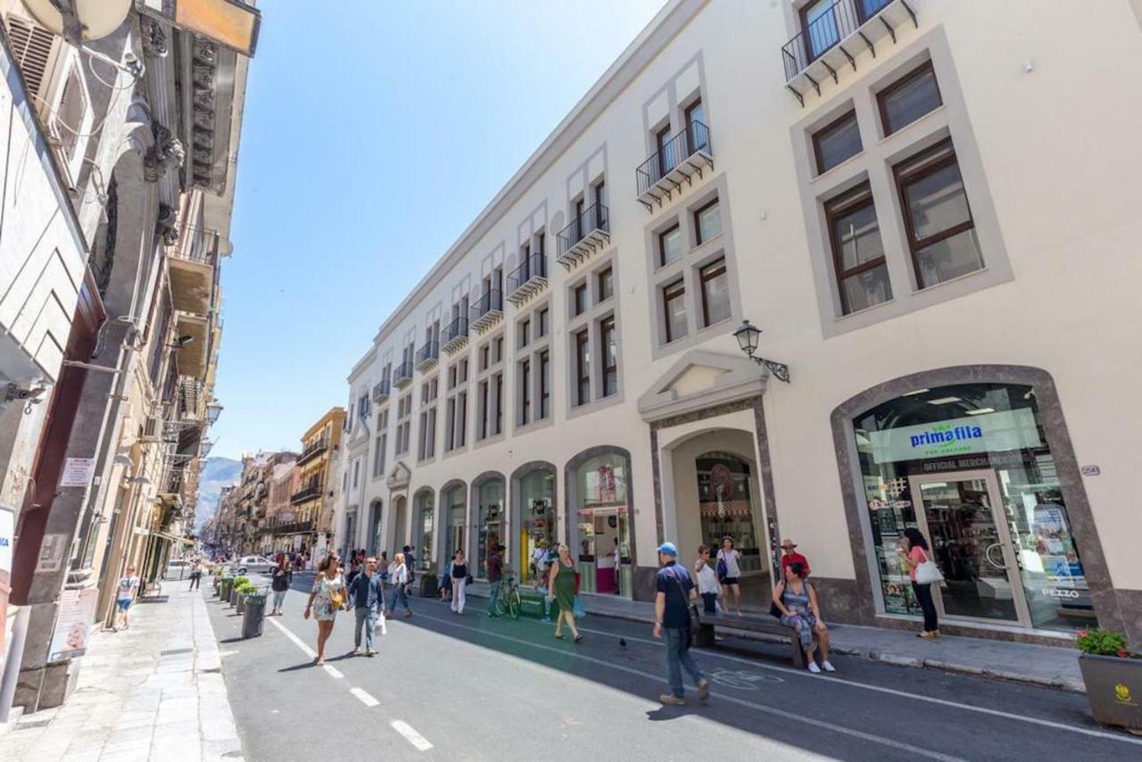 Solemar Sicilia - Palazzo Quaroni Apartment ปาแลร์โม ภายนอก รูปภาพ