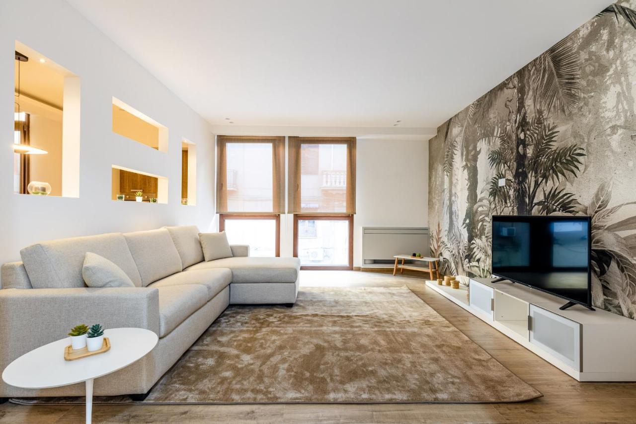 Solemar Sicilia - Palazzo Quaroni Apartment ปาแลร์โม ภายนอก รูปภาพ
